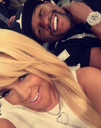 Doralie Medina, namorada de Floyd Mayweather, sempre dá o que falar na web com imagens para lá de sensuais