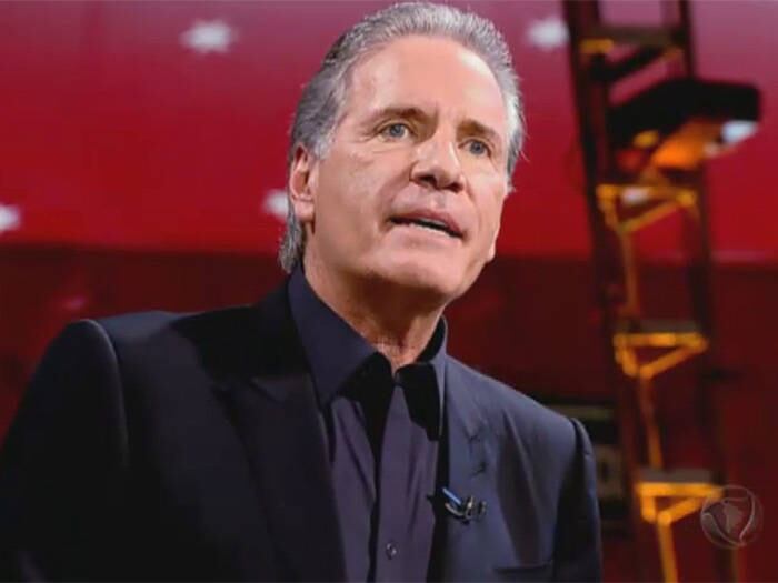 A estreia do Aprendiz Celebridades ficou marcada pela surpreendente prova em um picadeiro para as celebridades de Roberto Justus. Claro, durante o reality show, Justus e seus conselhos soltaram frases de destaque. Confira!
– Ninguém resiste o convite para ser uma celebridade, nem que
seja por um momento
+ Aproveite e confira os vídeos do Aprendiz Celebridades
+ Já curtiu a página do Aprendiz Celebridades no Facebook? É só clicar!
+ Siga o Aprendiz Celebridades no Twitter e receba todas as notícias do programa