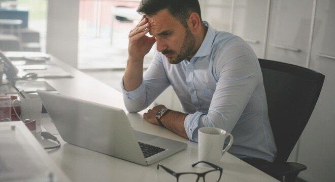 O que fazer para corrigir a declaração se o programa não aceita enviar?