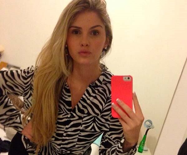 Com
os R$ 2 milhões na caderneta, forma mais conservadora e com retorno mais baixo
de investimento, Bárbara teria um rendimento de apenas 0,54% ao mês ou 6% ao
ano, o que daria R$ 10.800 por mês. Os cálculos são do vice-presidente da
Anefac (Associação Nacional dos Executivos de Finanças e Contabilidade), Miguel
de Oliveira