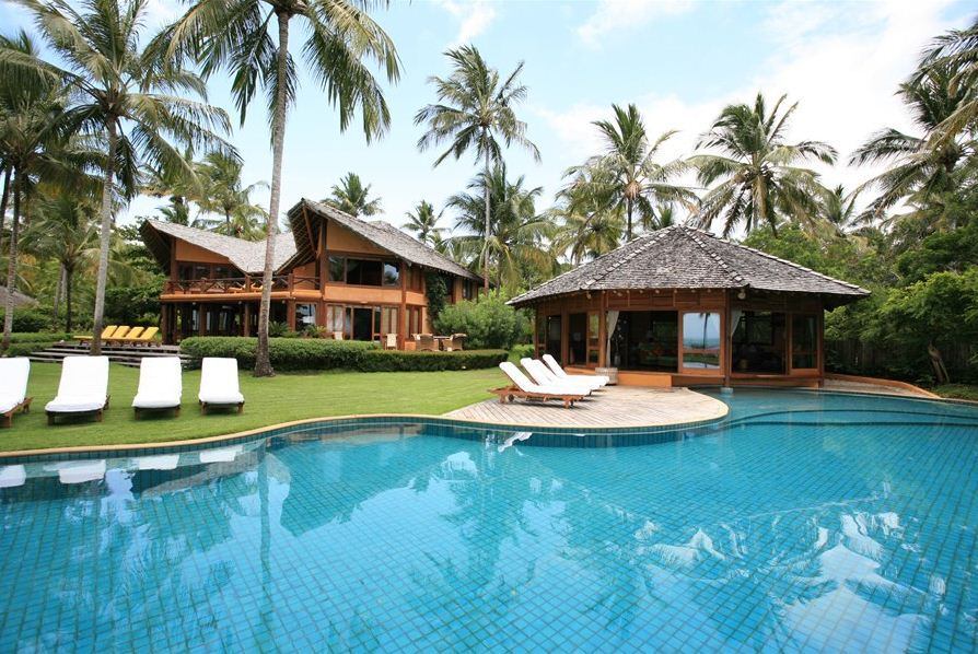 Esta mansão está sendo anunciada por R$ 8 milhões (US$ 2,2 milhões)