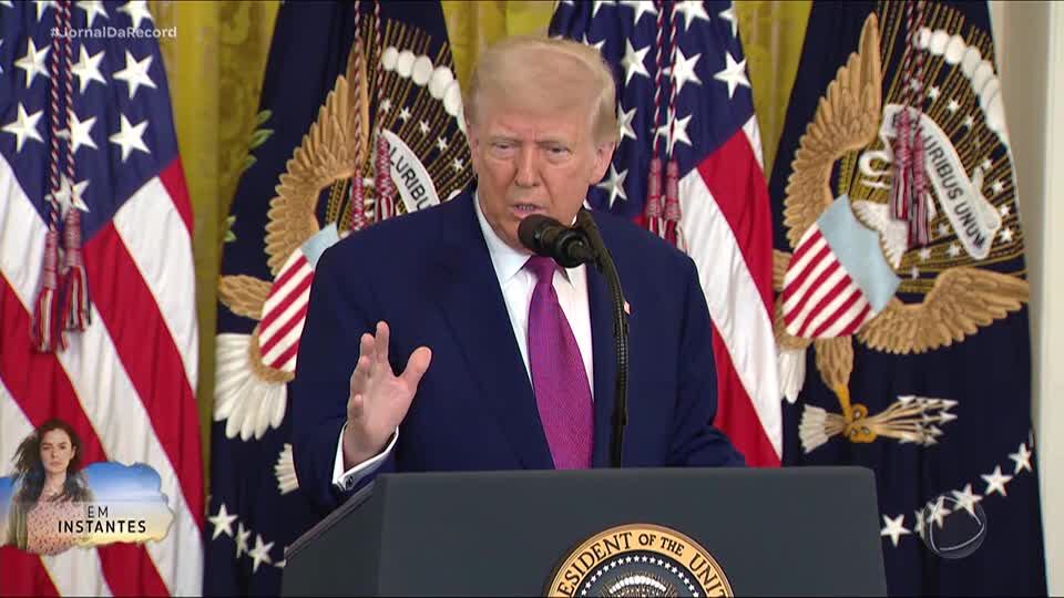 Trump articula apoio ao pacote fiscal, que aumenta orçamento para segurança nacional