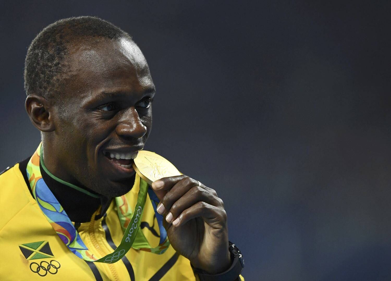 O Rio de Janeiro foi o palco da última medalha olímpica da lenda Usain Bolt. O velocista jamaicano, atualmente com 29 anos, afirmou que não estará em Tóquio, em 2020. Bolt deixou as pistas com nada menos que nove medalhas, todas de ouro, em três Jogos (Pequim 2008, Londres 2012 e Rio 2016). O atleta, no entanto, afirmou que, em 2017, pode se aventurar em oputro esporte: o futebol