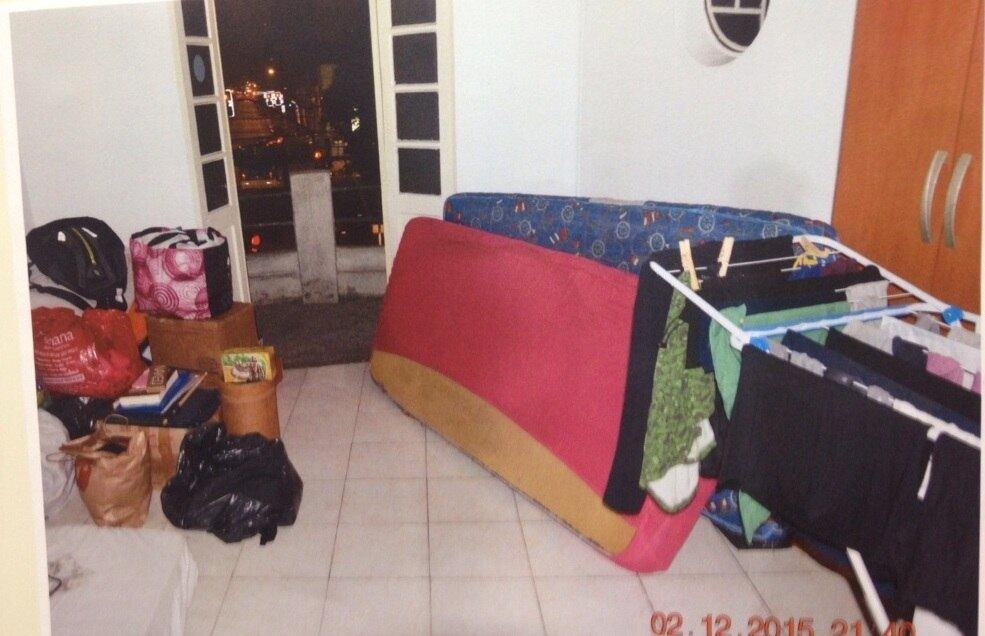 Os documentos foram apresentados pelo DHPP (Departamento de
Homicídios e de Proteção à Pessoa) na tarde desta quarta-feira (16). O suspeito
será indiciado por homicídio doloso qualificado (quando há intenção de matar)