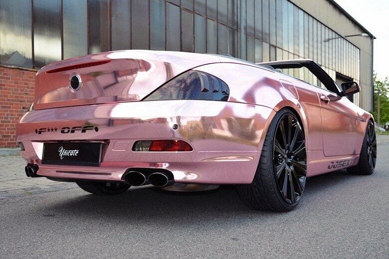 A customização feita no BMW Série 6 envolveu estética e engenharia. Mas à primeira vista, é a cor escolhida pela cliente que mais chama a atenção, um "rosa champanhe" cromado bem chamativo