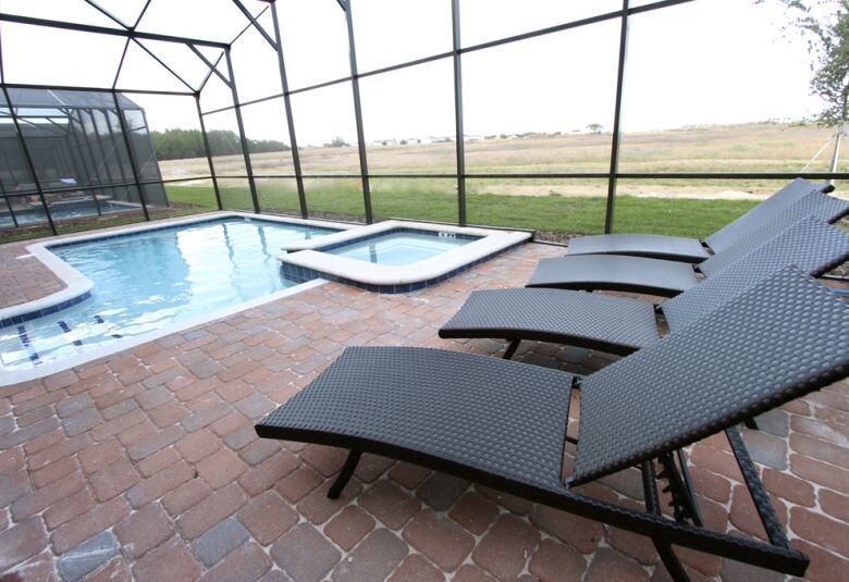 O preço para passar um dia na casa é de R$ 729 (US$ 300) ao
longo da baixa temporada e de R$ 923 (US$ 380) na alta temporada
