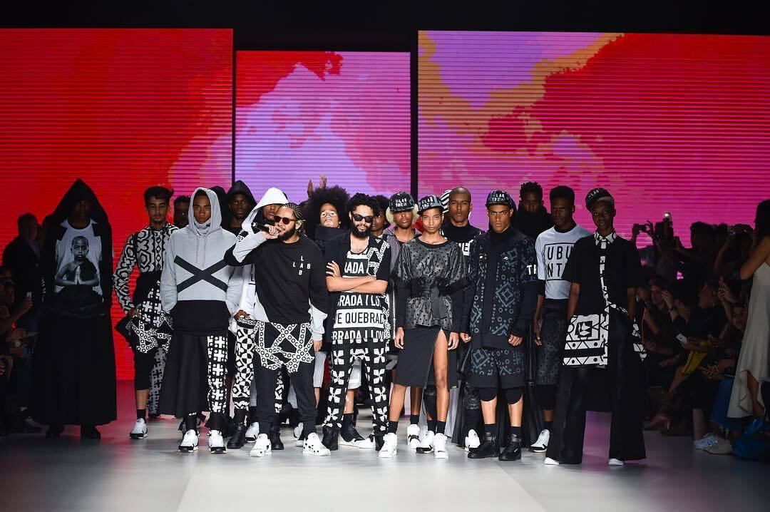 O rap paulistano marcou presença na SPFW com a grife do Emicida