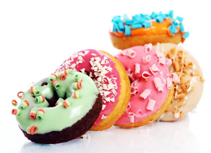 Eles são lindos, não são? Mas deixe-os na vitrine de doces. 35 % da composição destes docinhos é de pura gordura
