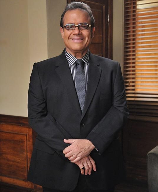 Feliz
com o resultado de tanto esforço, André Mattos conta que a perda de peso só
trouxe benefícios à saúde.



─
Ganhar qualidade de vida é
maravilhoso, em todos os sentidos. Tudo melhorou

+ Rico diz que está revoltado com a política brasileira. Assista!
+ Carla Diaz e Bernardo Falcone se divertem nos bastidores 
+ História de amor interrompida! Entenda a relação entre o governados Guido e Dora

