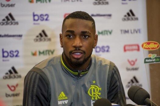 Veja outras imagens de Gerson pelo Flamengo