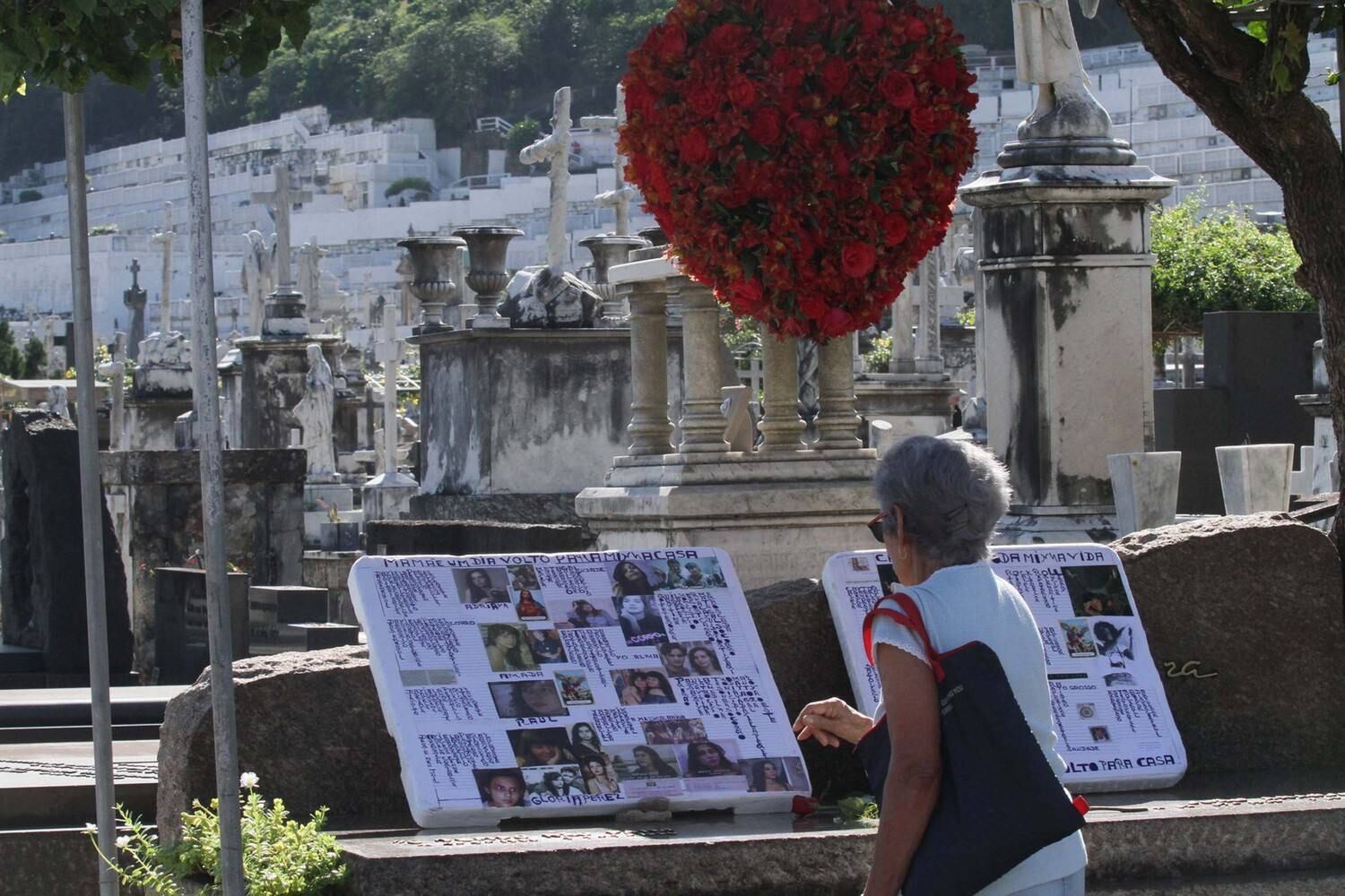 r7rio-112016-cemitério