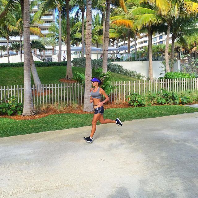 No time das magrelas, Carol Buffara gosta de correr ao ar
livre