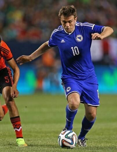 Misimovic é o camisa 10 da estreante Bósnia-Herzegovina