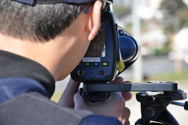 Bolsonaro determinou suspensão de radares móveis