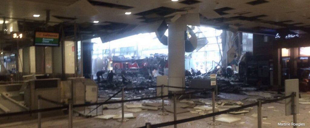 Uma testemunha disse à CNN que a explosão no metrô de Maalbeek foi tão intensa que pôde ser sentida de dentro do edifício da Comissão Europeia