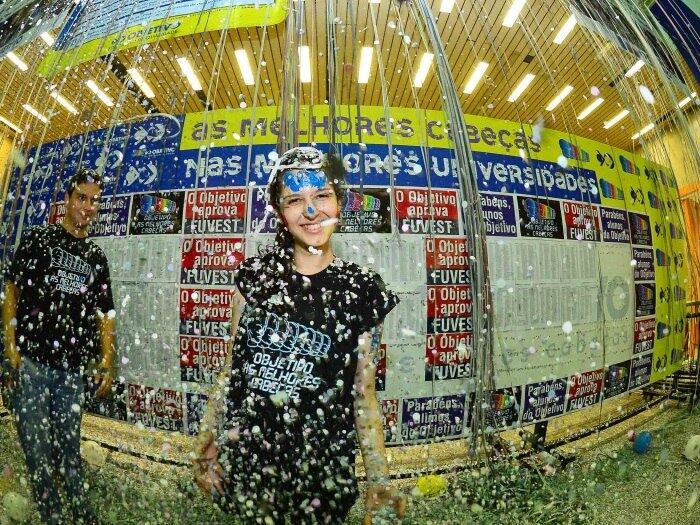 A Fuvest (Fundação Universitária para o Vestibular) divulgou, na sexta-feira (1º), a lista de aprovados em primeira chamada no vestibular 2013. As matrículas da primeira chamada serão realizadas em duas etapas obrigatórias. A primeira etapa acontece entre os dias 5 e 6 de fevereiro, pela internet. Leia mais