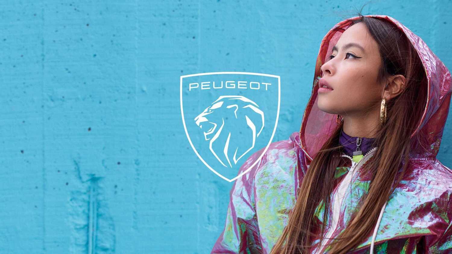 O logotipo traz o lendário leão em um escudo, lembrando o desenho apresentado no modelo 404 produzido na década de 1960