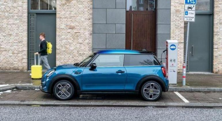 Modelo é alimentado por baterias de íon-lítio de 32,6 kWh