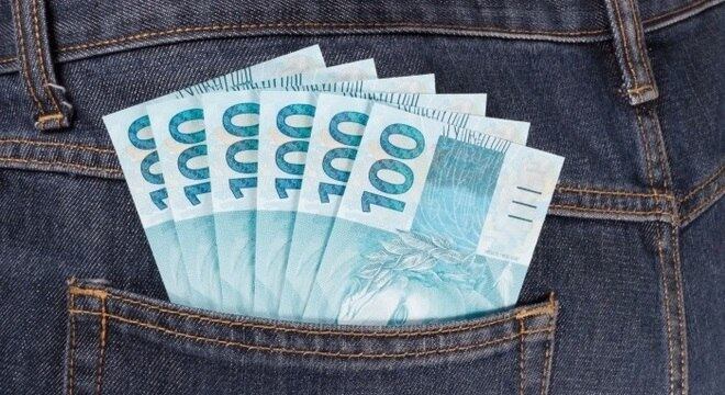 Siga o informe de rendimentos para não cair na malha fina