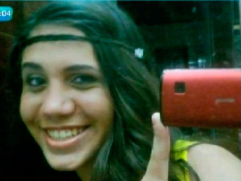 Vítima e assassino moravam no mesmo bairro e se conheciam há
alguns anos. Eles começaram o relacionamento amoroso há dois meses, marcado por
brigas e ciúmes. Durante depoimento, Elton disse que Camila teria começado a
fazer ameaças e disse que contaria à mulher dele sobre o relacionamento secreto
que eles mantinham. Camila queria que Elton se separasse para assumir um
compromisso com ela 