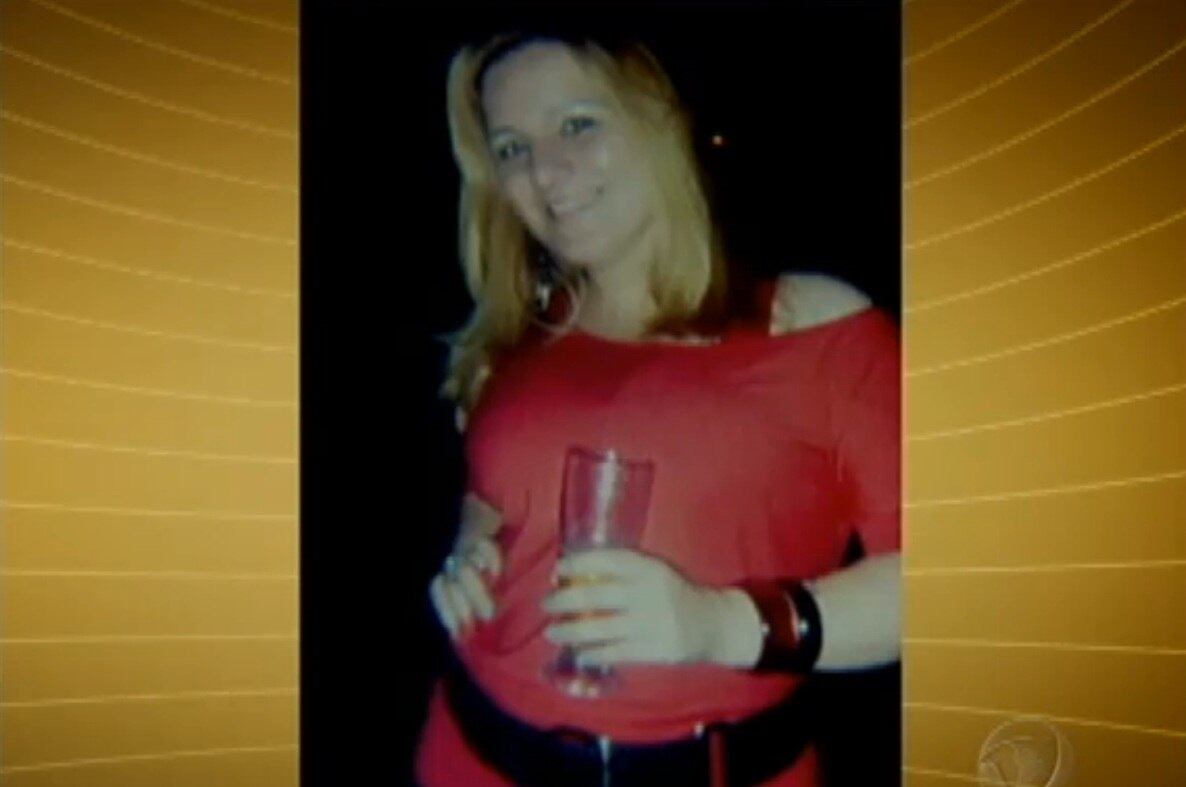 Mulher foi morta pelo namorado PM em quarto de hotel