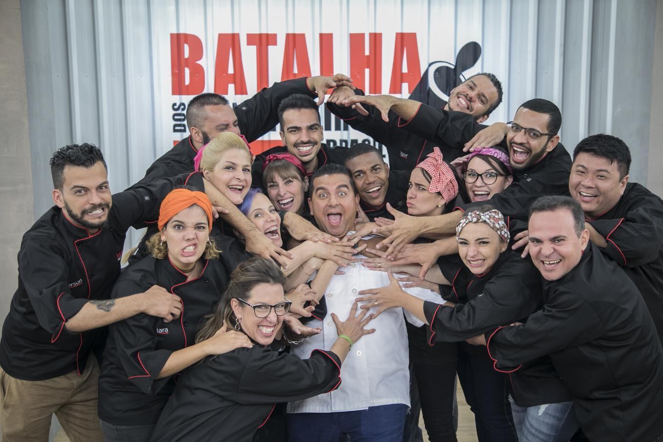 16 participantes terão que encarar os desafios do Cake Boss
