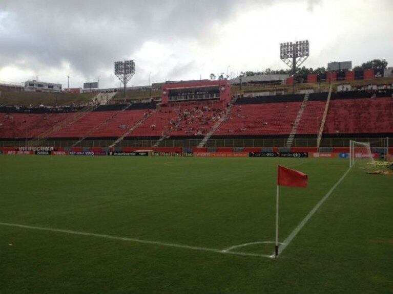 Domingo - 16h - Vitória x Corinthians - Barradão - Rafael Traci (PR) -Suspensos: Ramón (Vitória); Gabriel (Corinthians) - Pendurados: Fabiano, Lucas Fernandes, Aderllan, Walter Bou, Léo Ceará, Kanu, Ruan Renato e Wallyson (Vitória); Pedro Henrique, Clayson, Pedrinho, Roger e Paulo Roberto (Corinthians)
(Foto: Divulgação/Twitter)