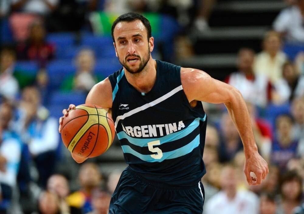 Manu Ginóbili foi campeão olímpico nos Jogos de Atenas-2004