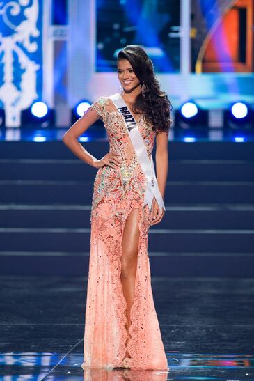 A miss Brasil, Jakelyne Oliveira, ficou em quinto lugar. Depois dela, foram anunciadas, em ordem: Filipinas, Equador e, por último, Espanha. No momento não ficou muito claro se a miss Espanha era a grande vencedora e as duas finalistas ficaram estáticas por alguns minutos