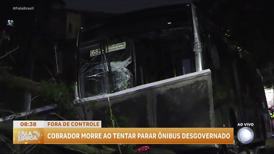 Cobrador de ônibus tenta evitar acidente e morre atropelado