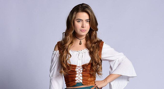 Novela volta ao ar com a história de amor entre Pietra e Enrico