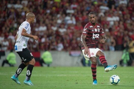 Veja outras imagens de Gerson pelo Flamengo