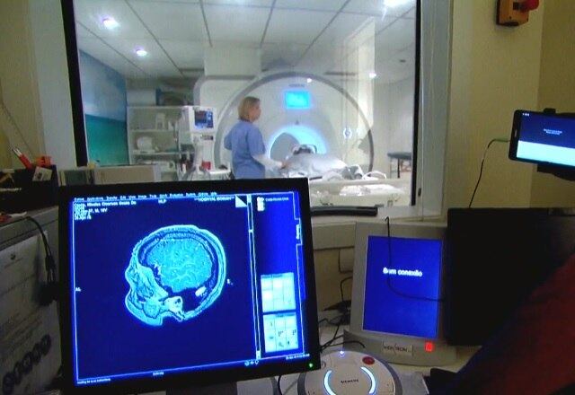 Todo mundo conhece alguém que já fingiu estar doente para faltar a alguma responsabilidade. Mas, quando a simulação dos sintomas leva a uma bateria de exames e internações, a situação pode mesmo se tratar de uma doença: a Síndrome de Münchausen

