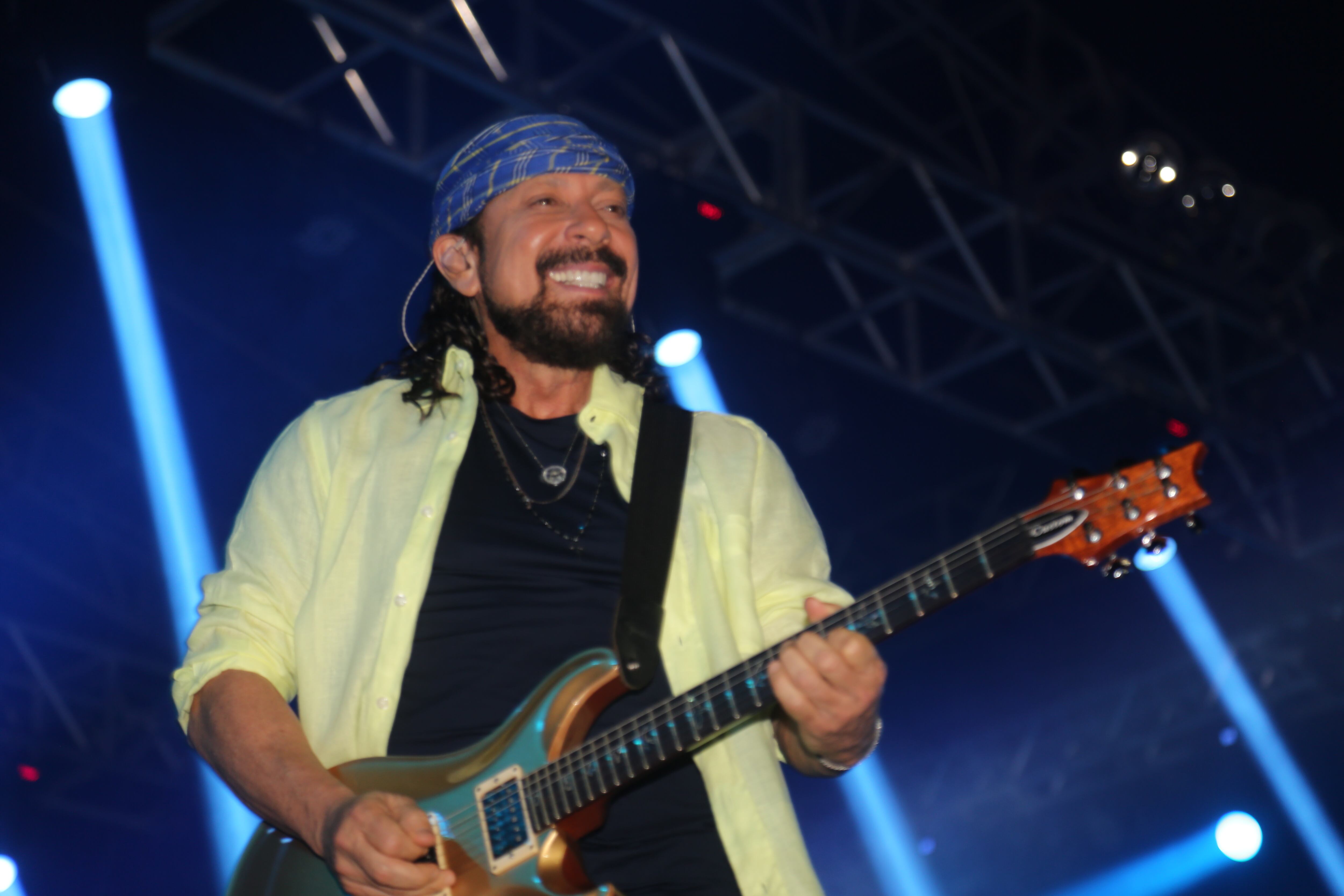 Bell Marques fica no Chiclete com Banana até o Carnaval deste ano