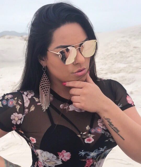 As fotos aconteceram nas dunas de Cabo Frio, no Rio