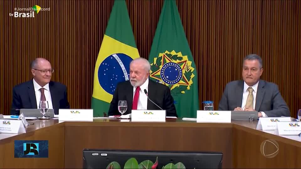 Lula veta projeto que aumenta número de deputados federais