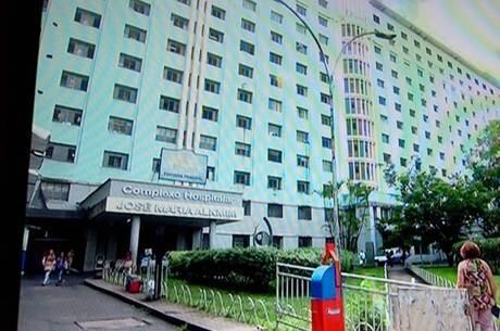 Idoso morreu na calçada no hospital