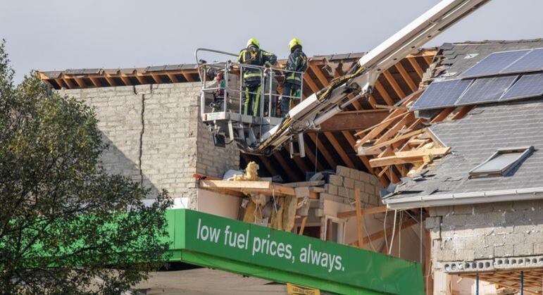 Explosão mata ao menos dez pessoas na Irlanda