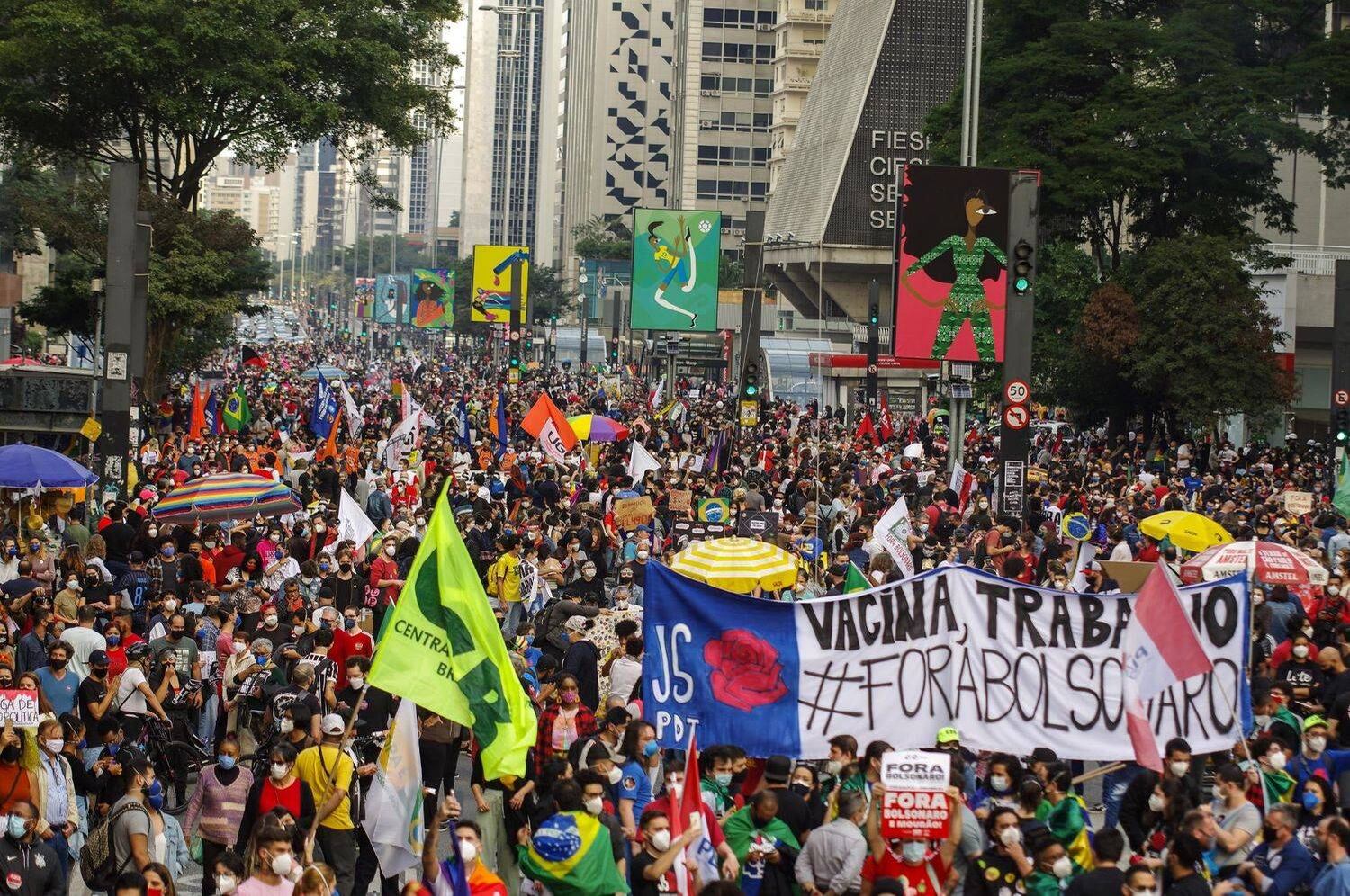 Protesto contra o governo federal na avenida Paulista, em São Paulo (SP)