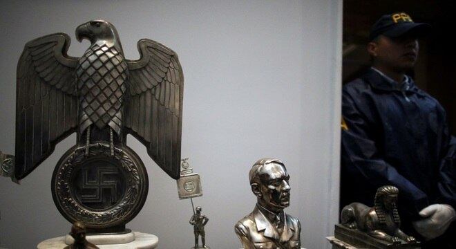 Objetos foram encontrados na casa de Carlos Olivares, em 2017