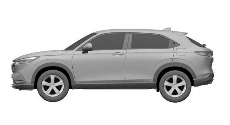 Teto ganhou um declive na traseira, o que o deixou com uma pegada mais coupé