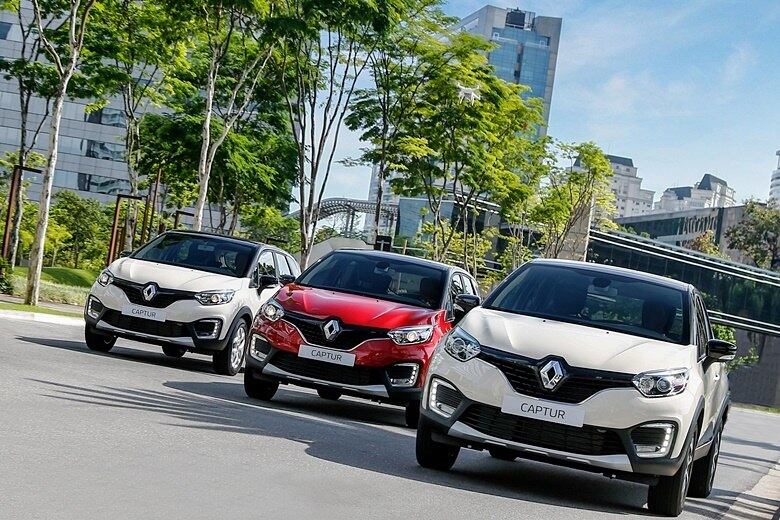 O teto varia entre preto ou marfim, e a carroceria pode ser preta, branca, marrom, laranja, marfim, vermelha, prata ou cinza. Além disso, dependendo da versão, o interior pode ter acabamento em dois tons