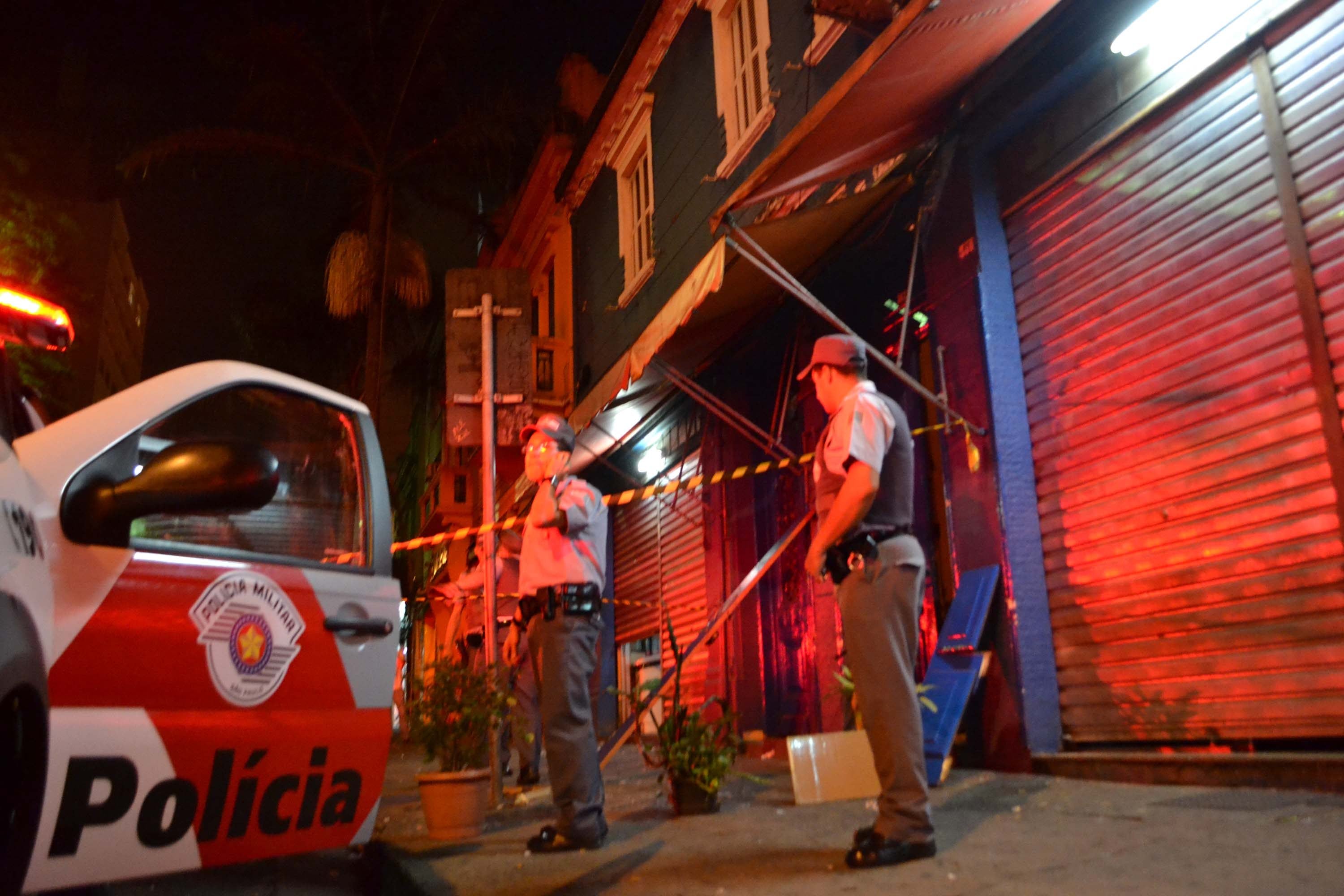 Policial é baleado dentro de bingo no centro de São Paulo
