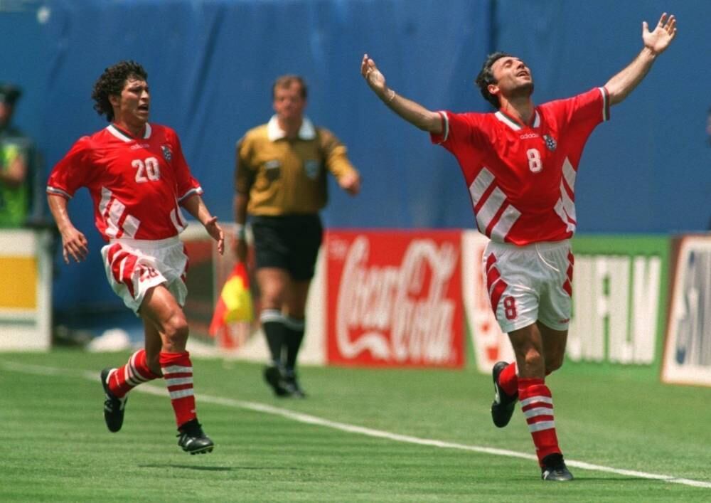 Em 1994 após encatar o mundo na Copa dos Estados Unidos, Hristo
Stoichkov levou o Prêmio Ballon d'Or da revista France Football