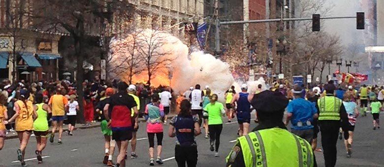 Os irmãos Tsarnaev circularam de carro por Boston para definir possíveis alvos antes de decidir realizar o atentado na maratona