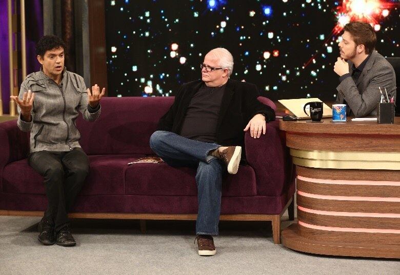 Para ele, responsável
por sucessos como “Que Nem Maré” e “Monalisa”, o ser humano também não pertence aeste planeta

•VÍDEOS: Jorge Vercillo e Ademar Gevaerd participam do Programa do Porchat desta terça-feira (12)
