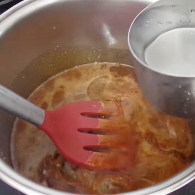 Manjar de Coco com Calda de Ameixa