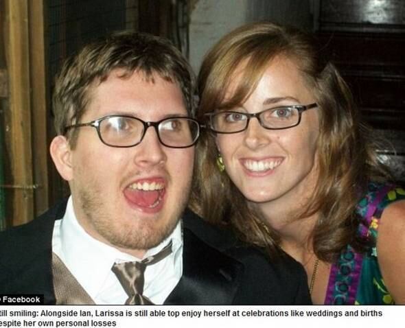 Amar está acima de tudo para Larissa Murphy, da Pensilvânia, dos Estados Unidos. A jovem se casou com seu noivo apesar de ele ter sofrido um acidente grave que o deixou com lesão grave no cérebro. A jovem teve que pedir autorização a um juiz para casar, já que Ian é incapaz de tomar qualquer tipo de decisão por conta própria