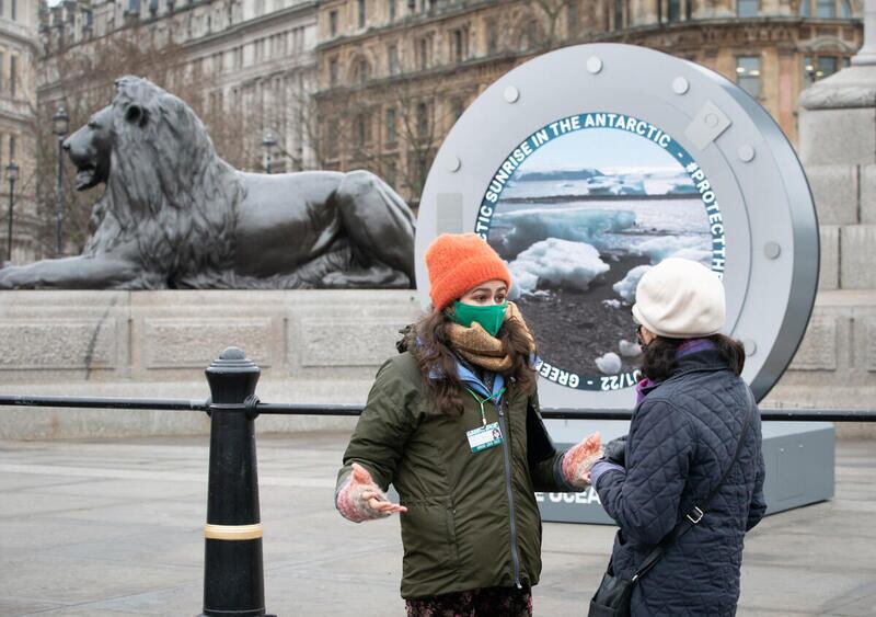 O portal de Londres deixará de funcionar neste sábado, mas a expedição seguirá estudando os gentoos da ilha Dundee até meados de março, segundo os organizadores
