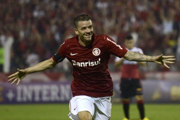 Em grande momento, capitão colorado voltou a ser decisivo
